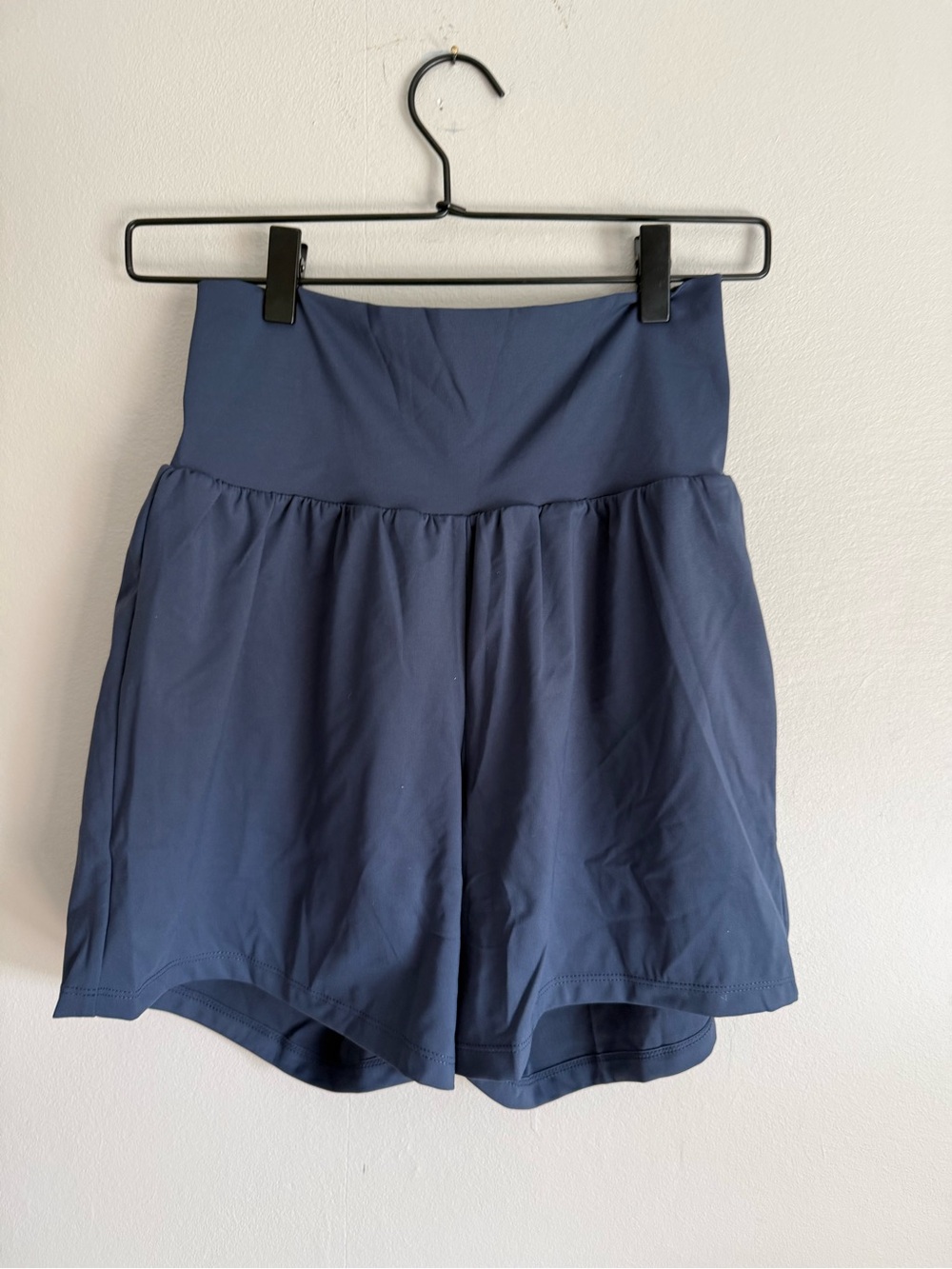 HALARA Navy High-Waist Athletic Shorts